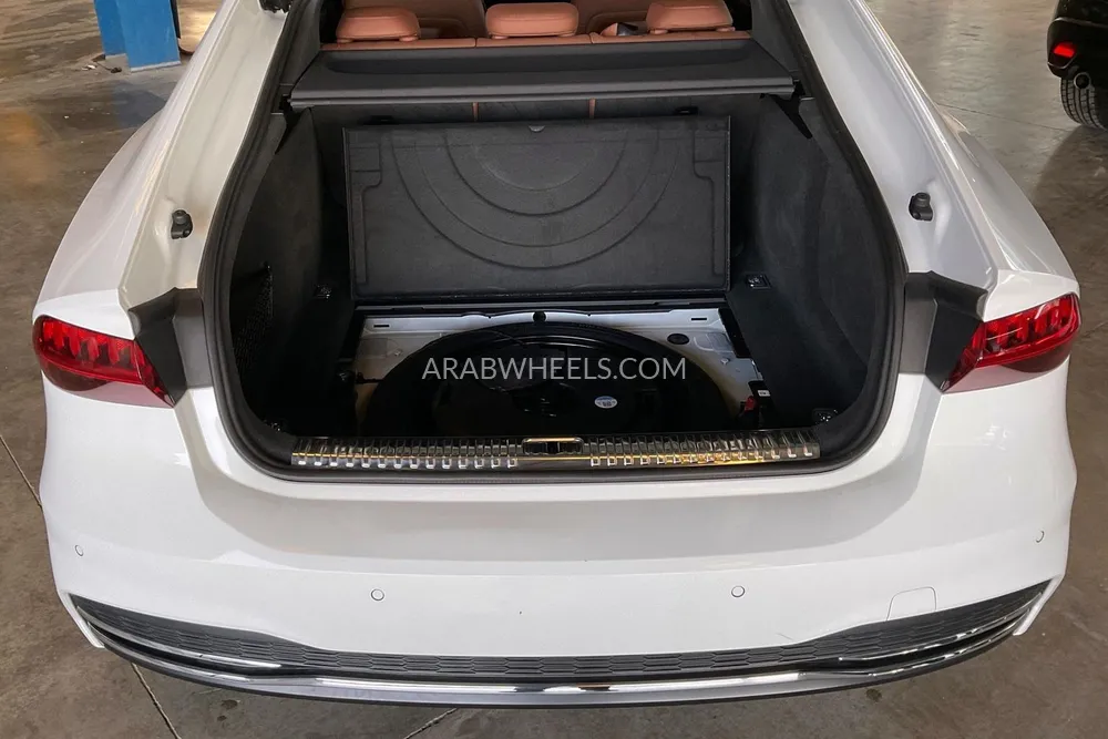 Audi A7 2024 for Sale in Dubai Image-15