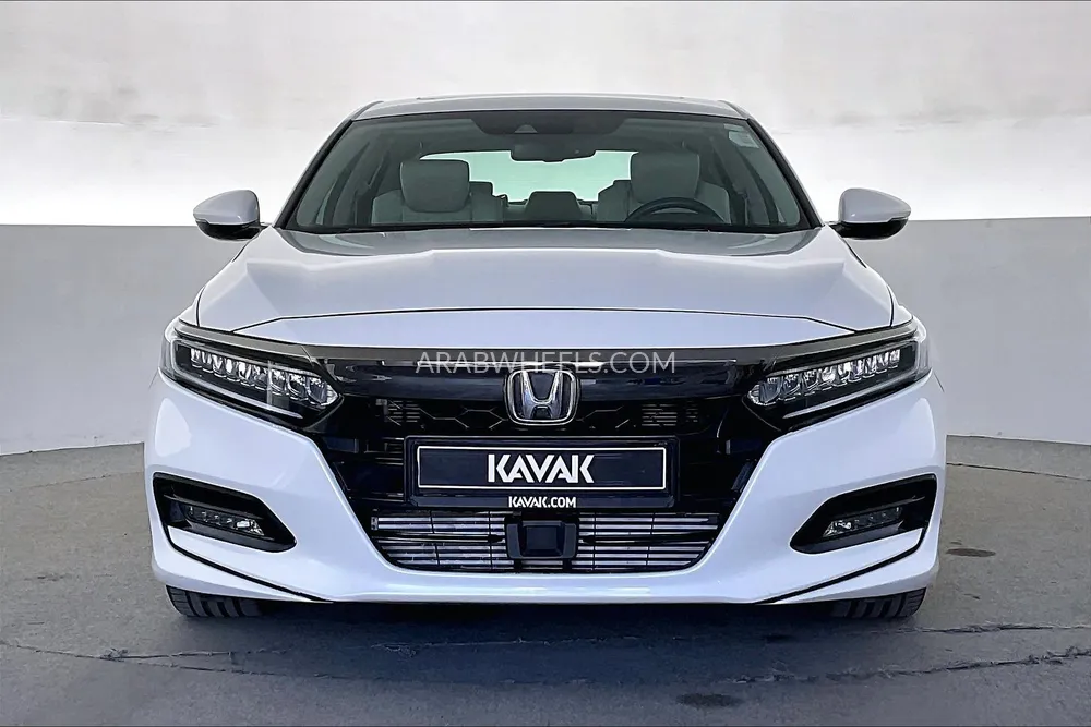 Honda Accord 2018 for Sale in Sharjah Image-2