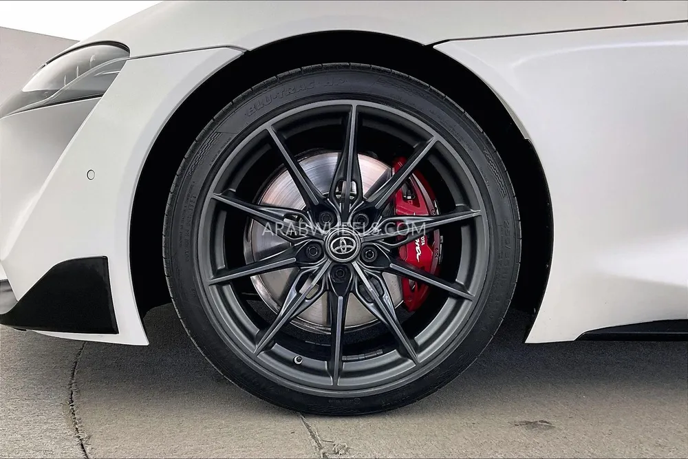 Toyota Supra 2023 for Sale in Sharjah Image-9