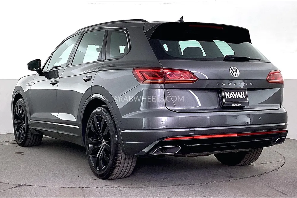 Volkswagen Touareg 2020 for Sale in Dubai Image-6