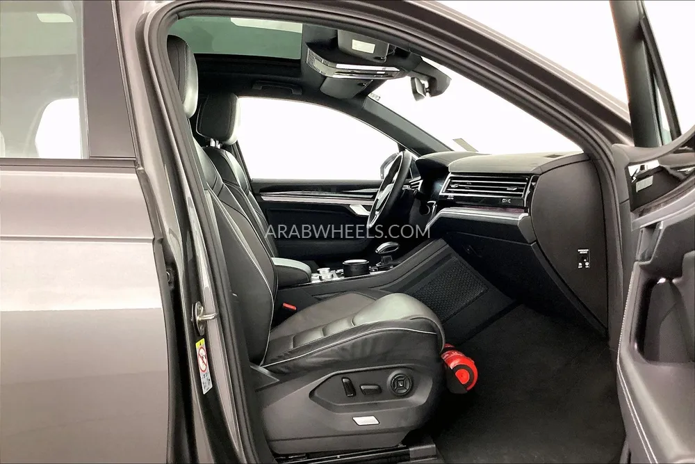Volkswagen Touareg 2020 for Sale in Dubai Image-13