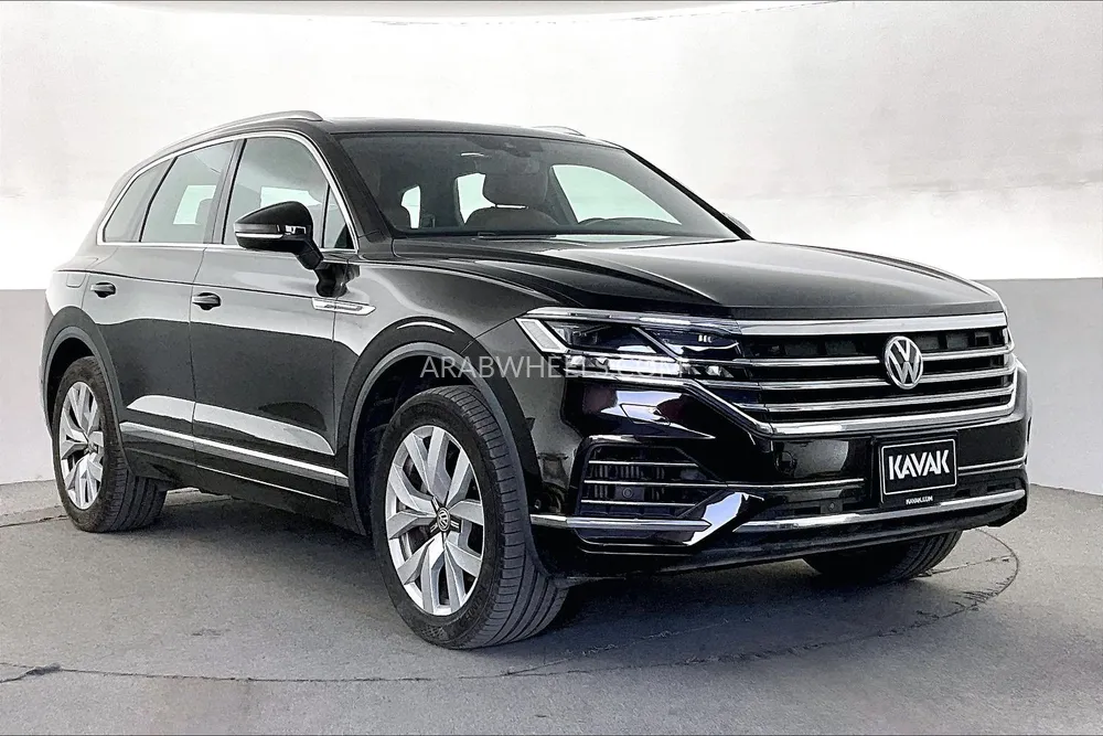 Volkswagen Touareg 2019 for Sale in Sharjah Image-3