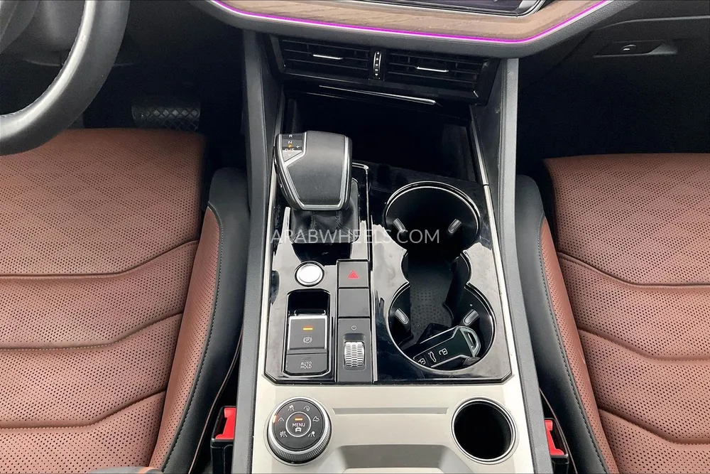 Volkswagen Touareg 2019 for Sale in Sharjah Image-23