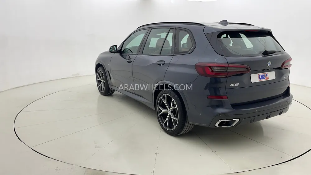 BMW X5 2022 for Sale in Dubai Image-5