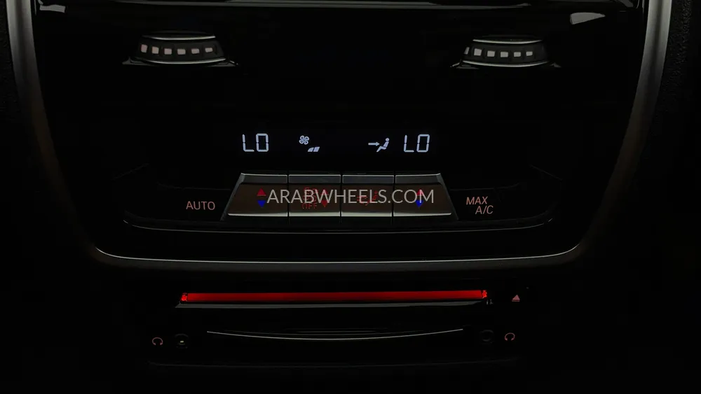 BMW X5 2022 for Sale in Dubai Image-51