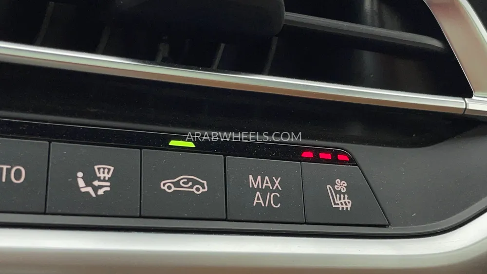 BMW X5 2022 for Sale in Dubai Image-59