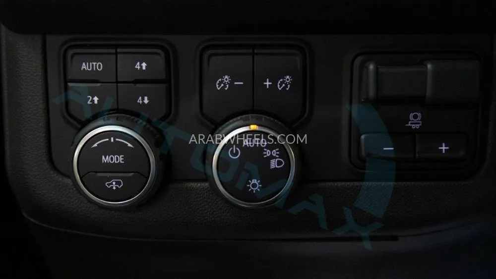 Chevrolet Tahoe 2023 for Sale in Dubai Image-28