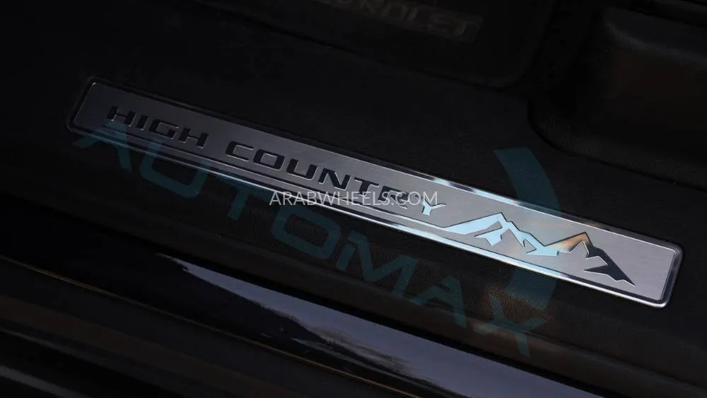 Chevrolet Tahoe 2023 for Sale in Dubai Image-32