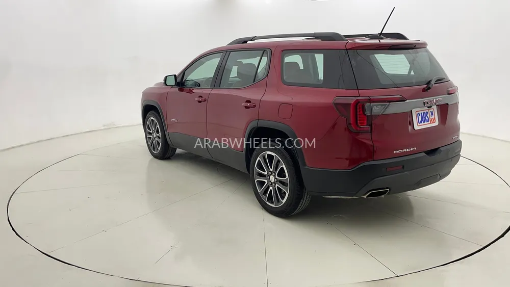 GMC Acadia 2023 for Sale in Dubai Image-5