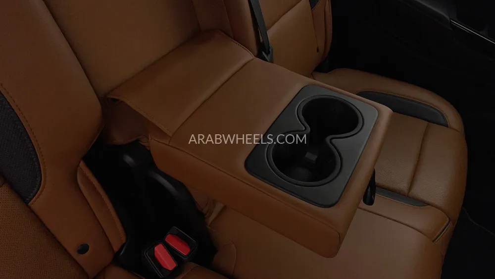 GMC Acadia 2023 for Sale in Dubai Image-41