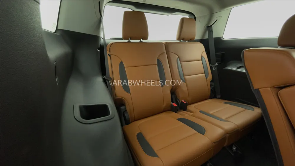 GMC Acadia 2023 for Sale in Dubai Image-43