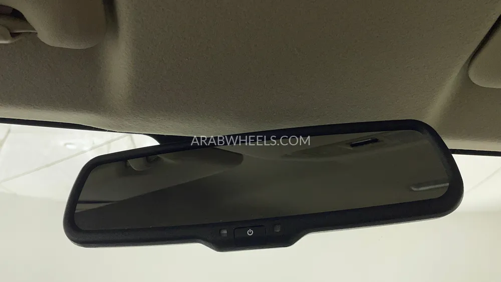 Toyota Yaris 2023 for Sale in Dubai Image-32