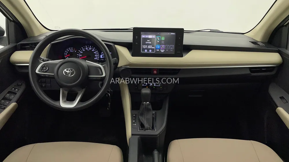 Toyota Yaris 2023 for Sale in Dubai Image-12