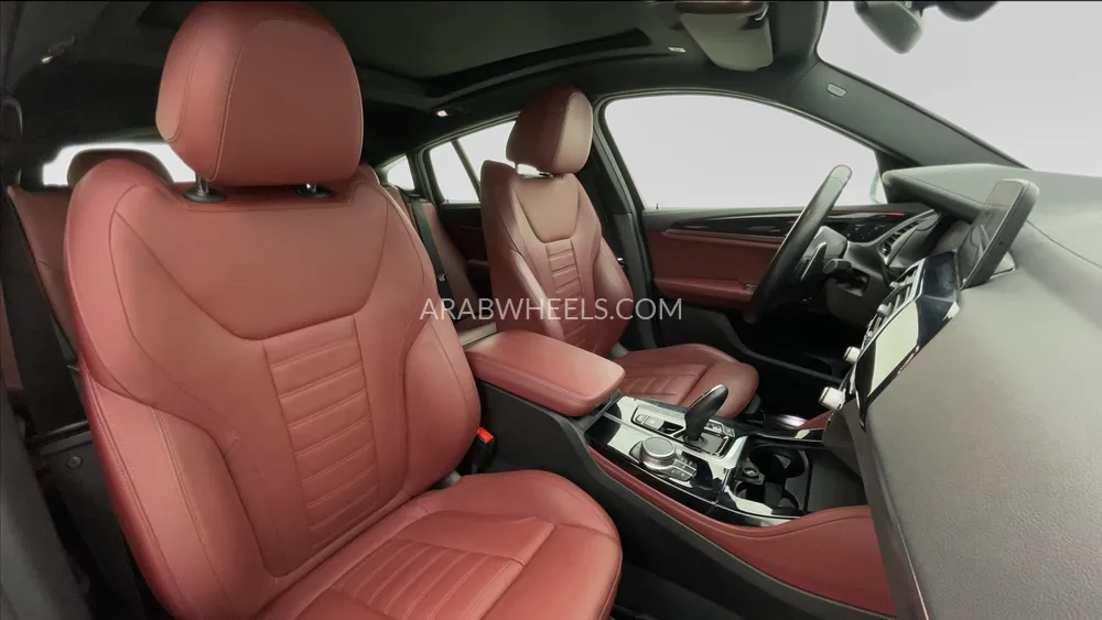 BMW X4 2021 for Sale in Dubai Image-28