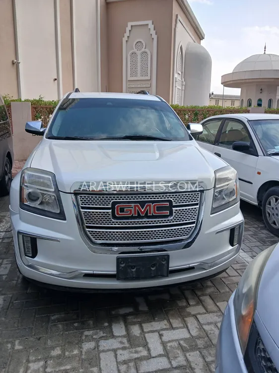 جي إم سي تيرين 2016 for Sale in دبي Image-4