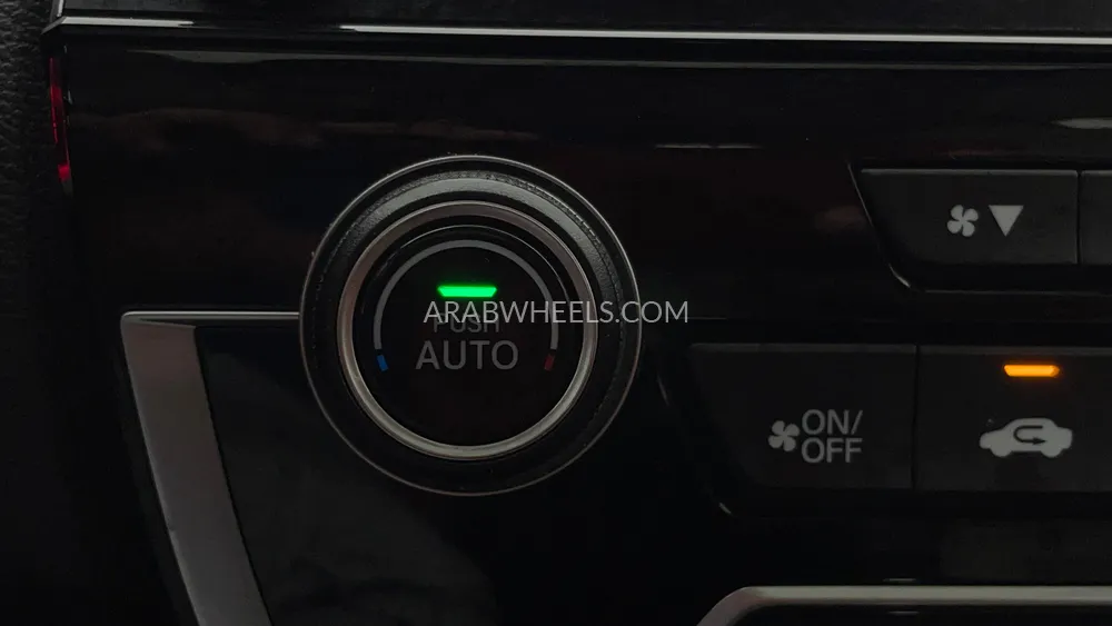 Honda CR-V 2022 for Sale in Dubai Image-48