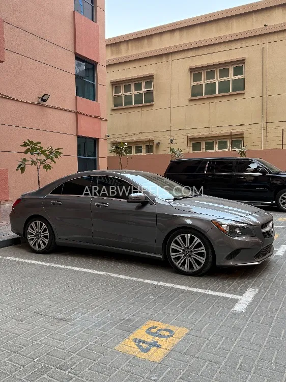 مرسيدس بنز CLA 2018 for Sale in عجمان Image-2