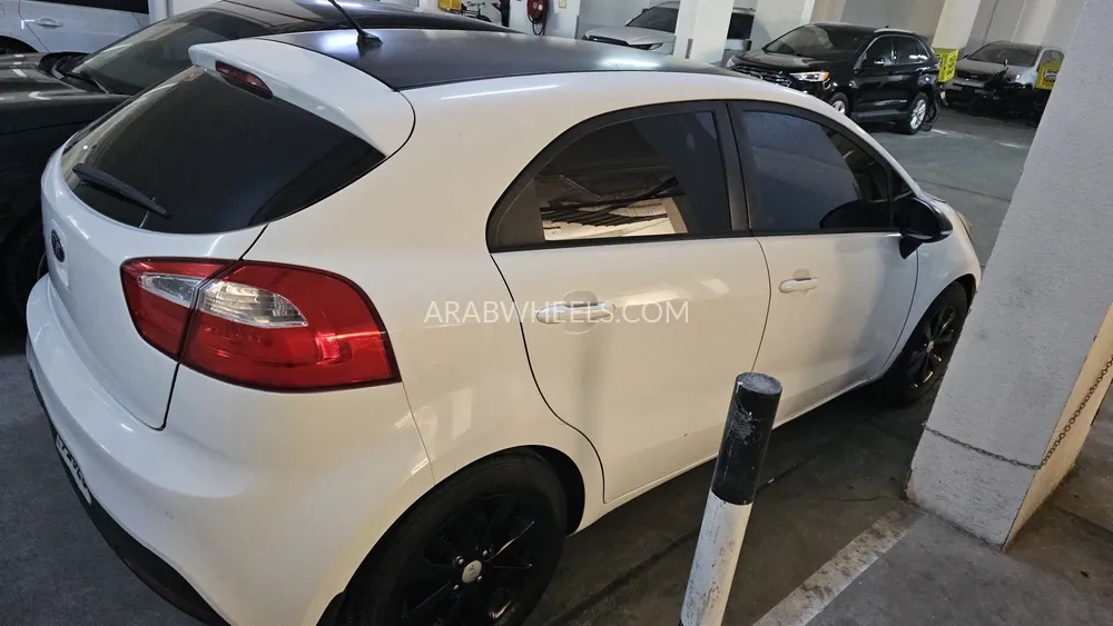 كيا ريو 2014 for Sale in دبي Image-4