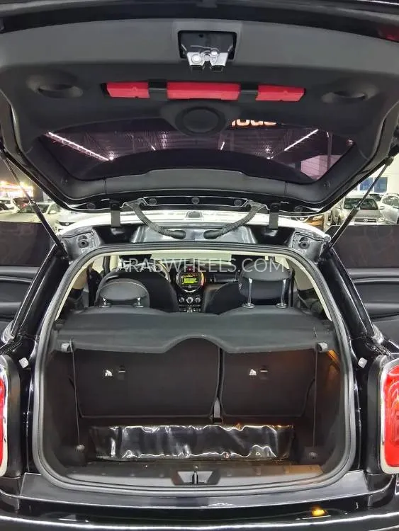 Mini Cooper 2016 for Sale in Ajman Image-8