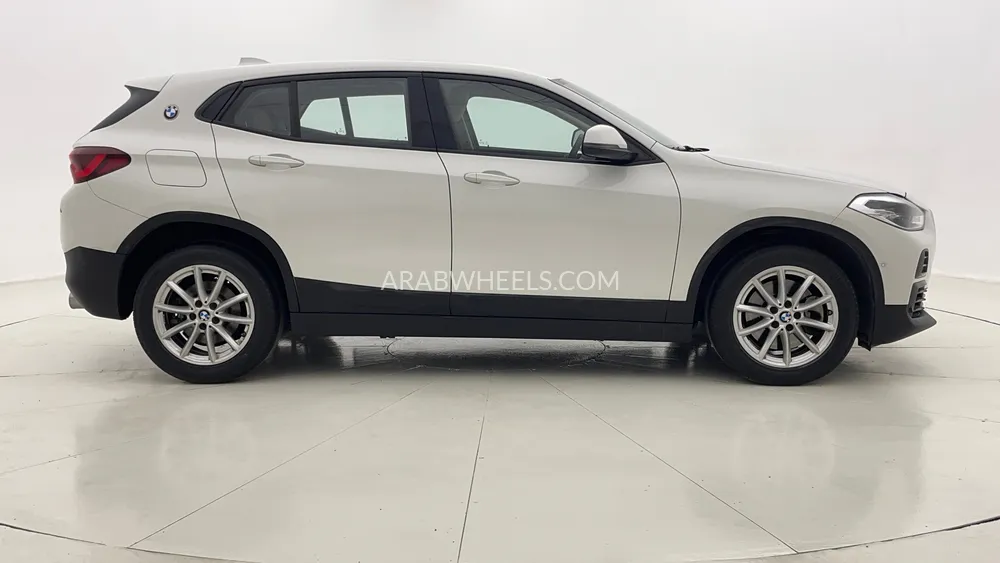 BMW X2 2021 for Sale in Dubai Image-2