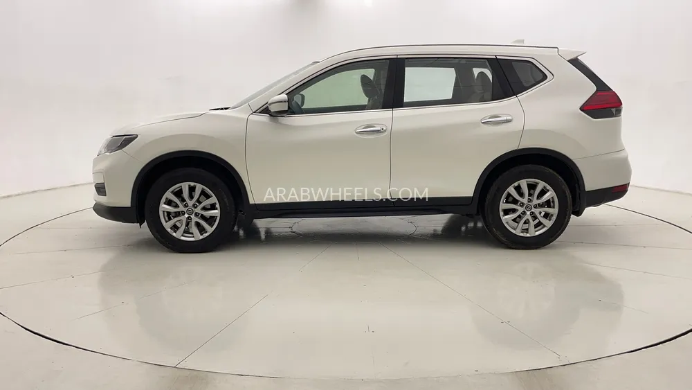 Nissan X-Trail 2020 for Sale in Dubai Image-6