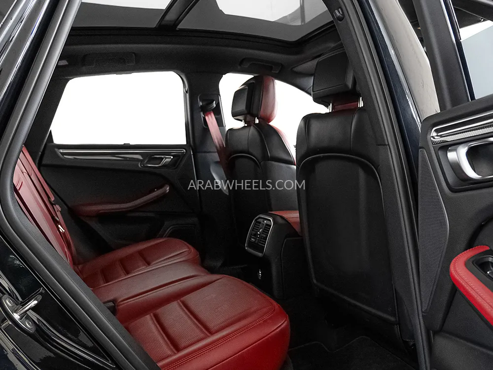 Porsche Macan 2024 for Sale in Dubai Image-13