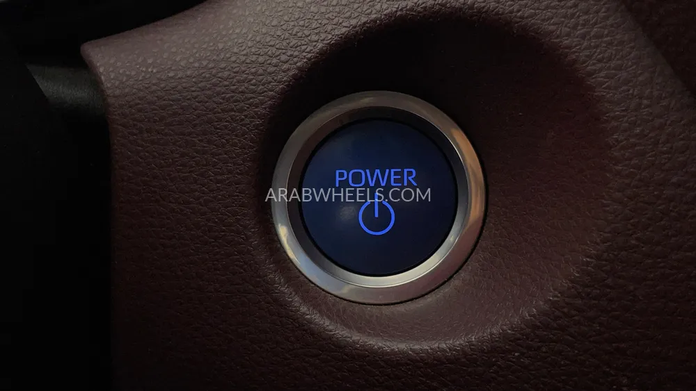 تويوتا كورولا كروس 2024 for Sale in دبي Image-20