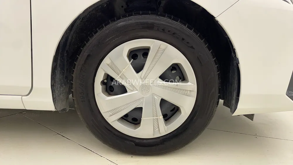 Toyota Yaris 2023 for Sale in Dubai Image-10