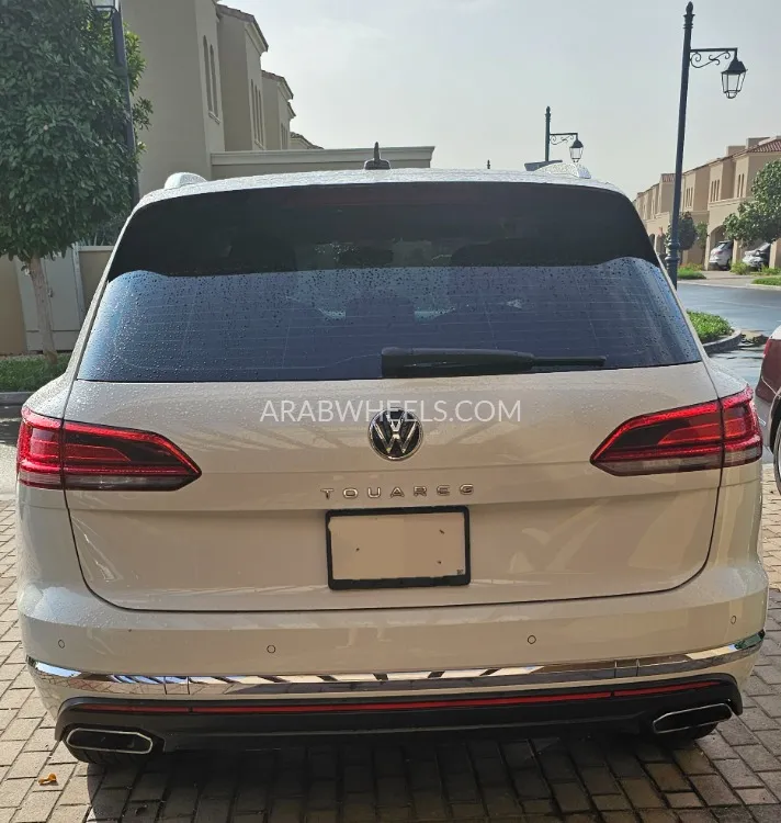 Volkswagen Touareg 2023 for Sale in Dubai Image-10