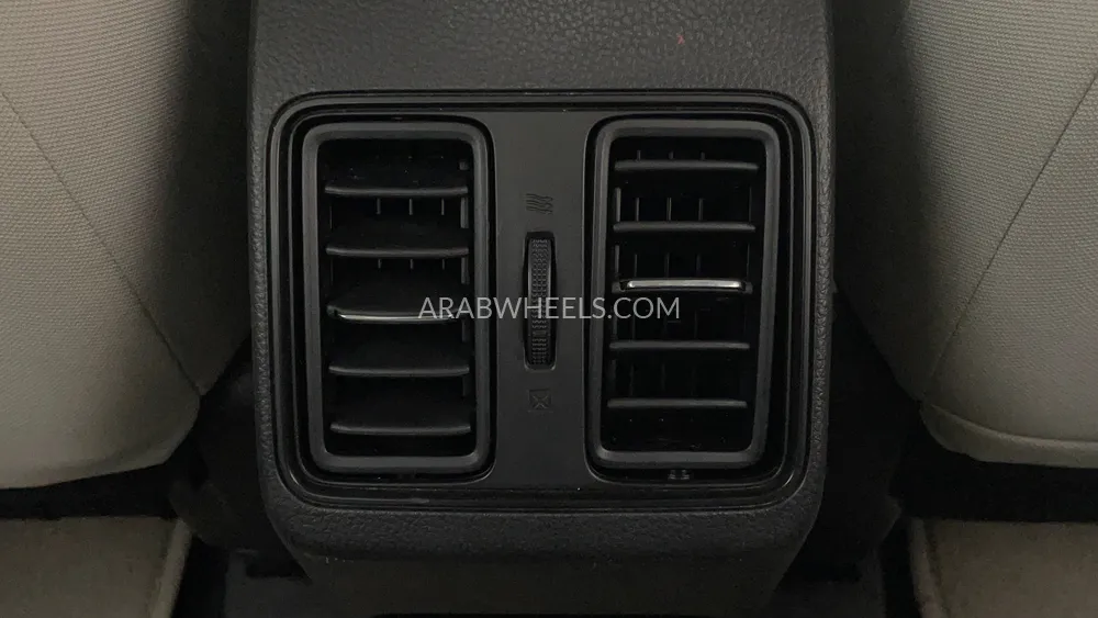 Honda City 2024 for Sale in Dubai Image-24