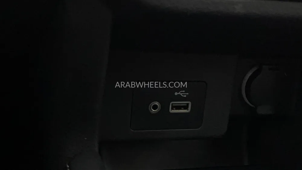 Nissan Kicks 2024 for Sale in Dubai Image-49