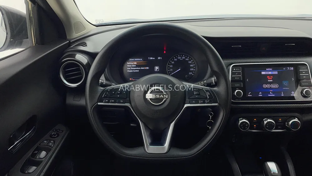 نيسان كيكس 2023 for Sale in دبي Image-17