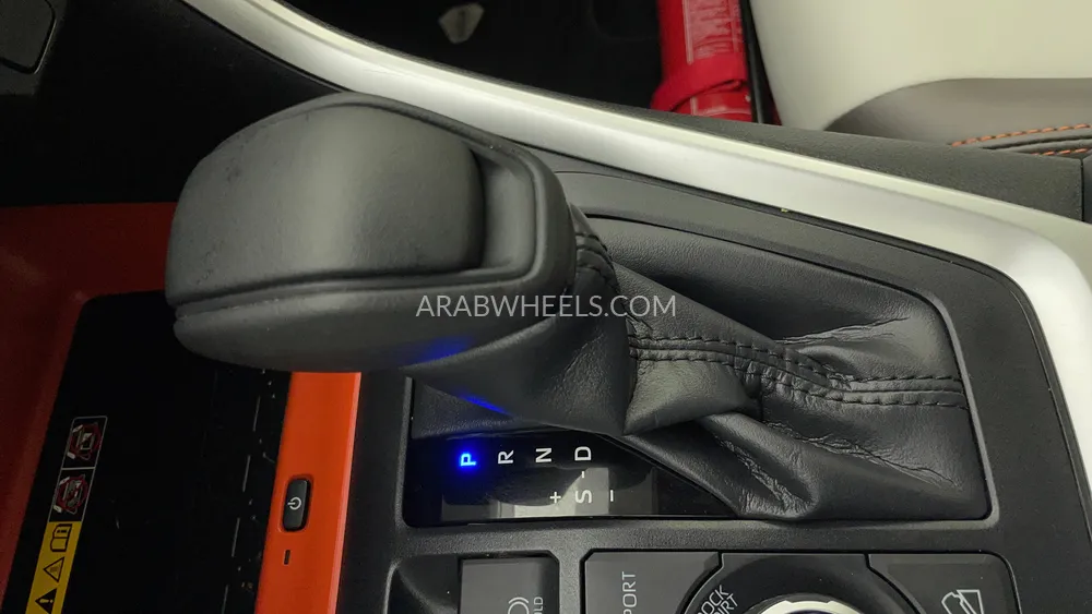 Toyota Rav4 2024 for Sale in Dubai Image-18