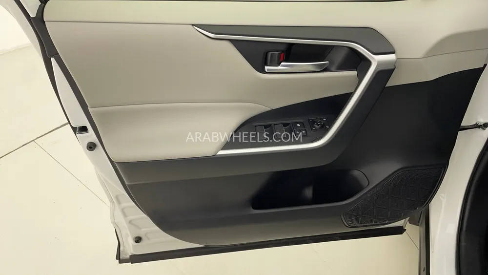 Toyota Rav4 2024 for Sale in Dubai Image-19