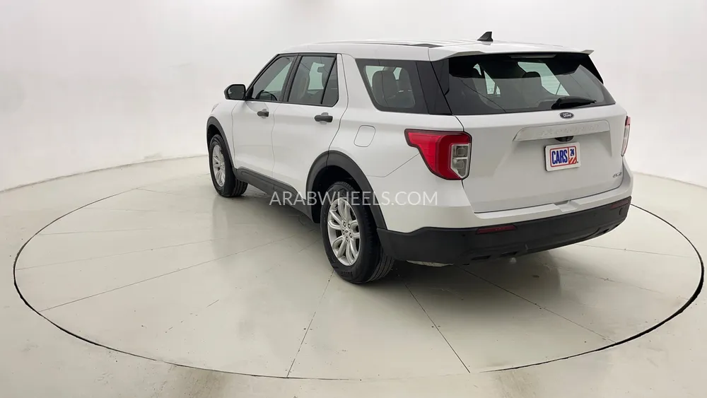 Ford Explorer 2022 for Sale in Dubai Image-5