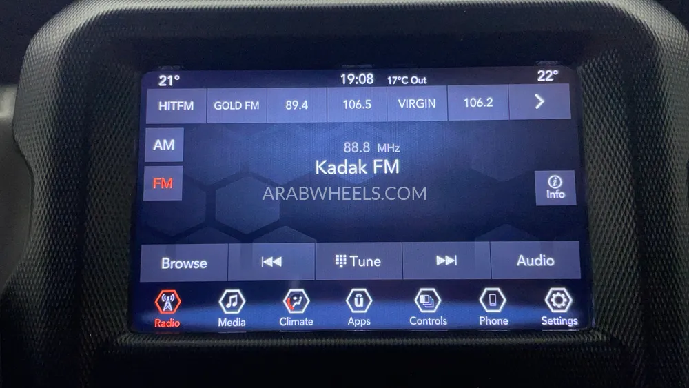 جيب رانجلر 2021 for Sale in دبي Image-15