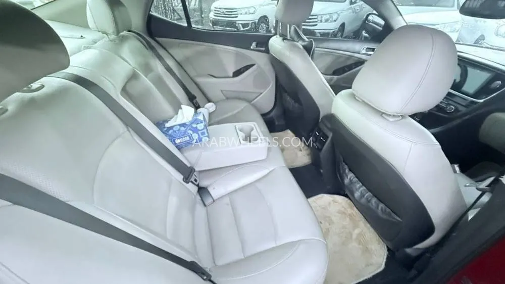 Kia Optima 2015 for Sale in Dubai Image-9