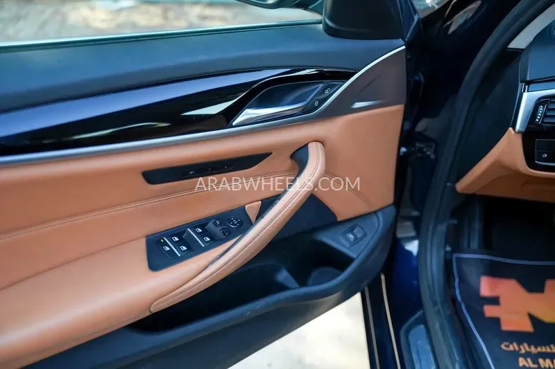 BMW 5 series 2020 for Sale in Sharjah Image-6