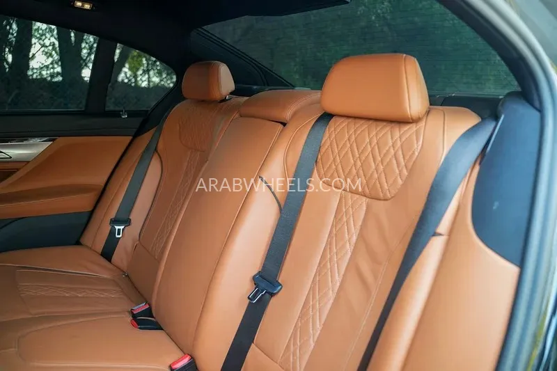 BMW 7 series 2021 for Sale in Sharjah Image-17