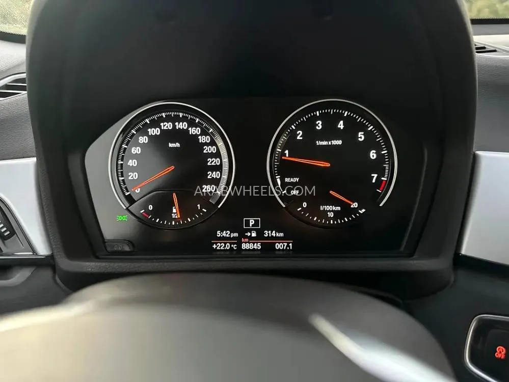 BMW X1 2021 for Sale in Sharjah Image-3