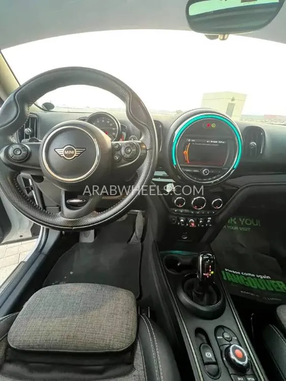 Mini Cooper 2020 for Sale in Sharjah Image-4