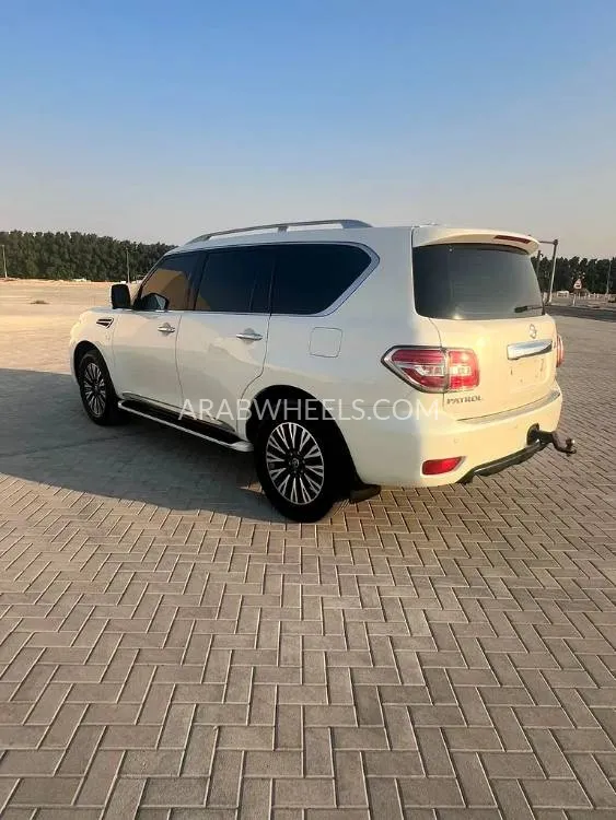 نيسان باترول 2014 for Sale in الشارقة Image-17