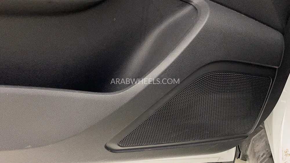 رينو كوليوس 2023 for Sale in دبي Image-21