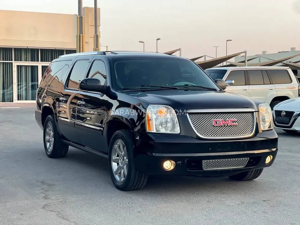 GMC Yukon XL 2012 for Sale in Sharjah Image-7