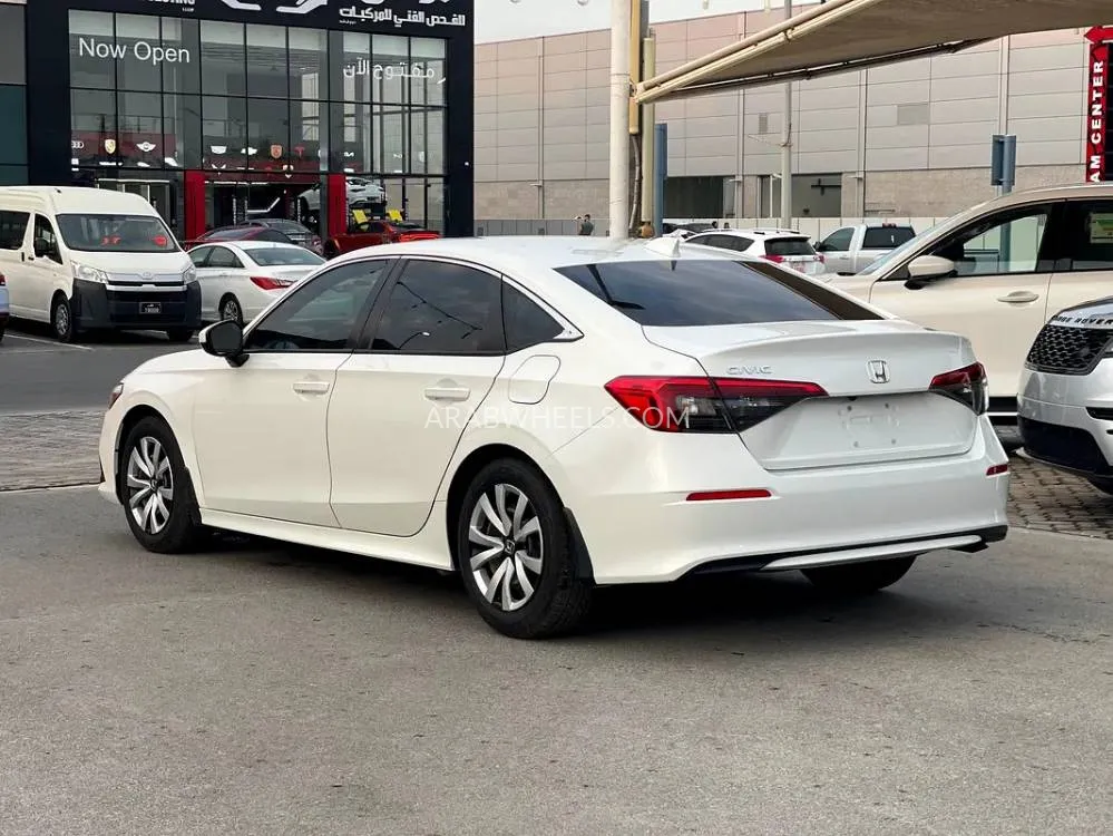 Honda Civic 2023 for Sale in Sharjah Image-3