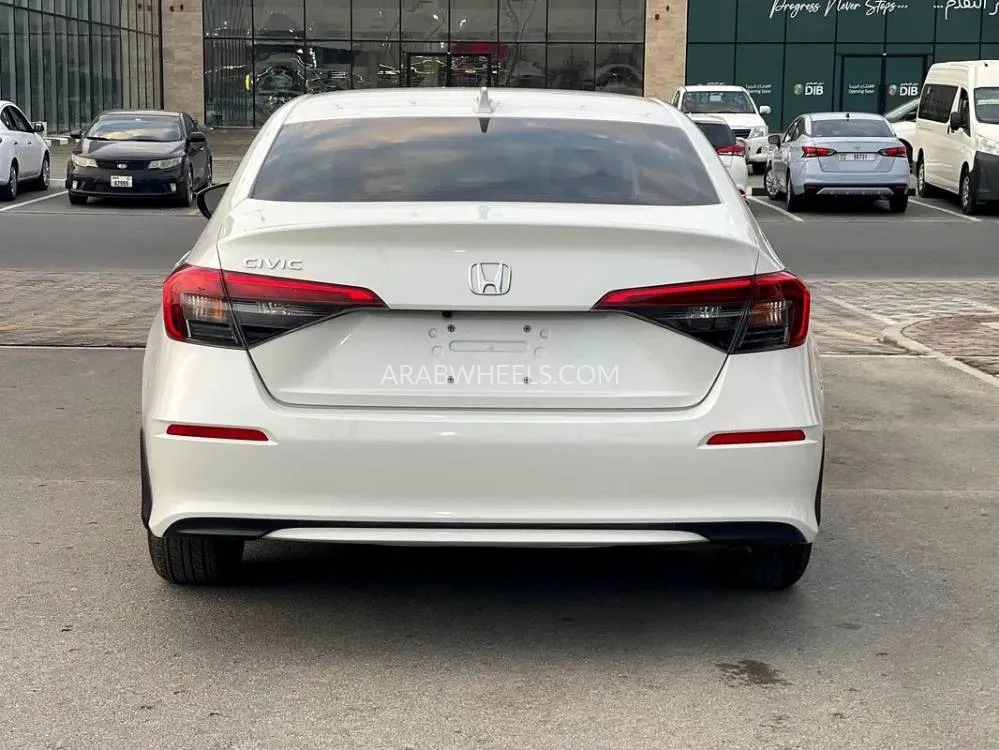 Honda Civic 2023 for Sale in Sharjah Image-8