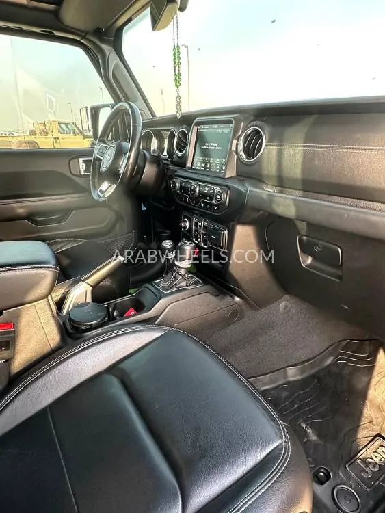 Jeep Wrangler 2020 for Sale in Dubai Image-11