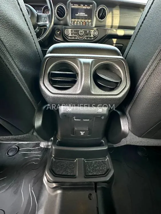 Jeep Wrangler 2020 for Sale in Dubai Image-12