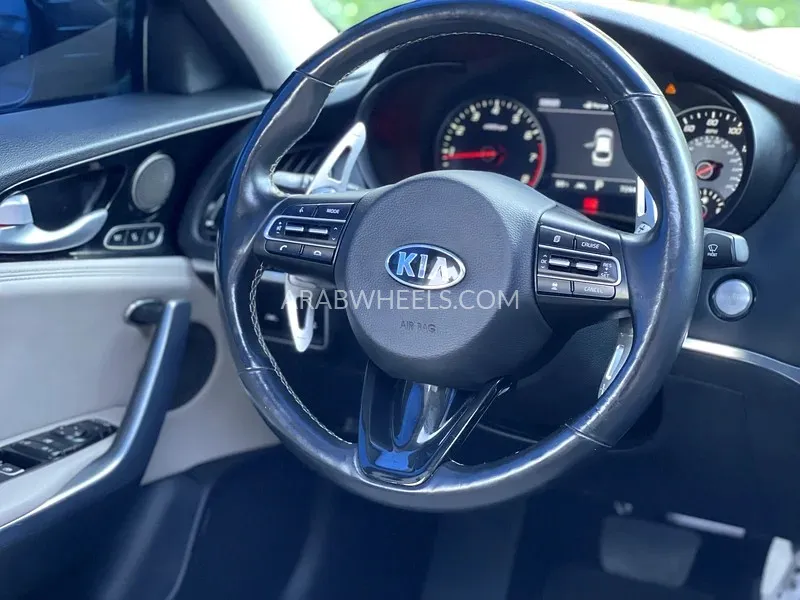 Kia Stinger 2019 for Sale in Sharjah Image-3