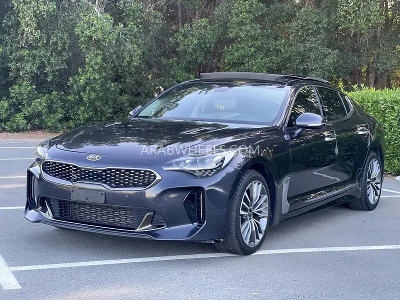 Kia Stinger 2019 for Sale in Sharjah Image-8